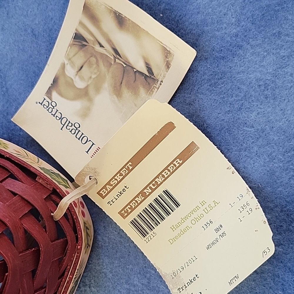 Longaberger 2011 Red Trinket Basket - Picture 5 of 7